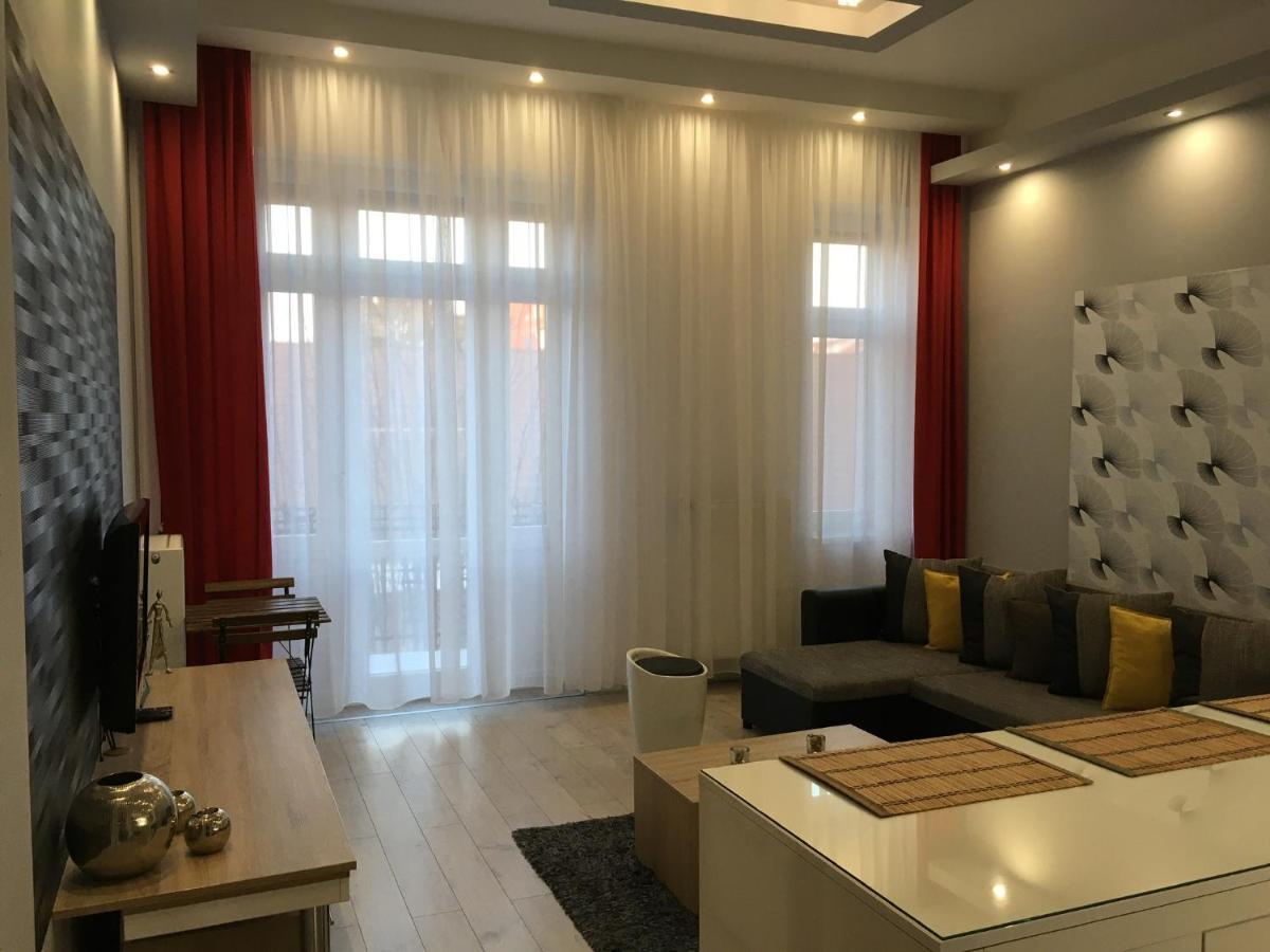 Gutenberg Apartments Szeged Buitenkant foto