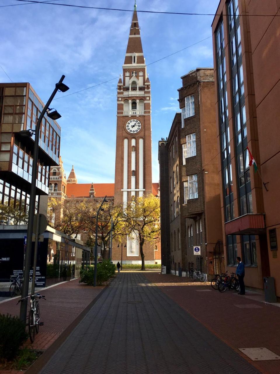 Gutenberg Apartments Szeged Buitenkant foto
